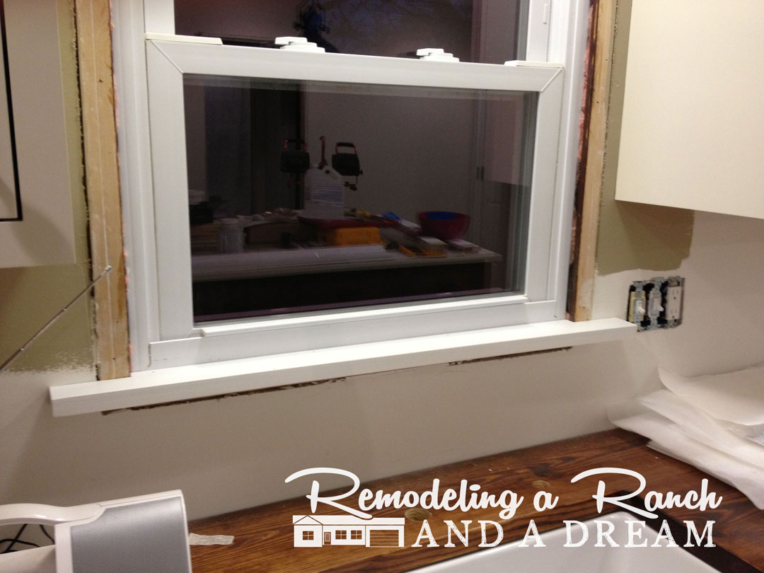 Window Sills & MORE PAINT!